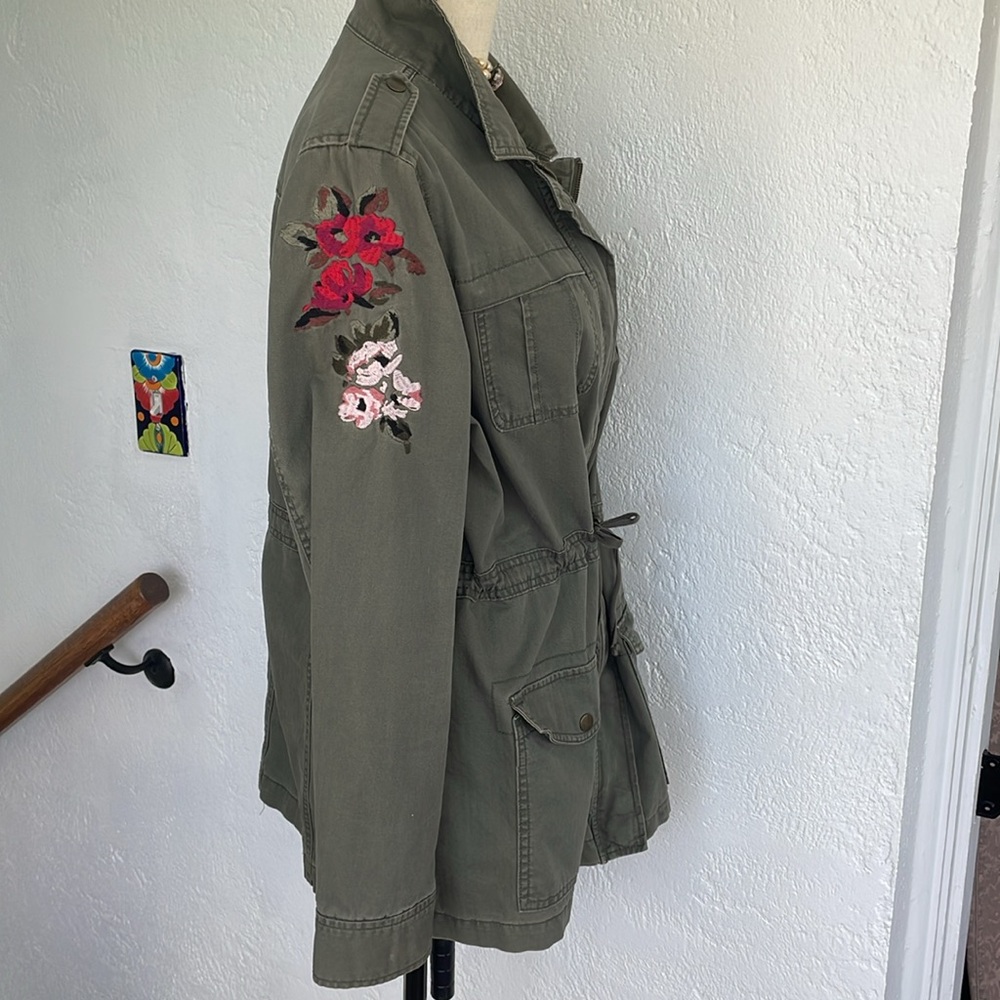 A new day Olive Green & Floral Embroidery Sleeve Cotton Jacket Sz Large - Picture 2 of 9
